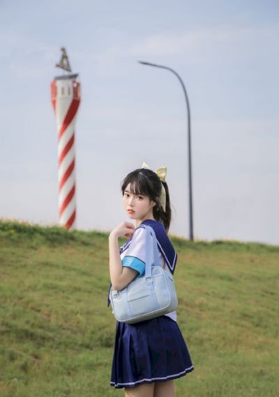 年轻的嫂子免费