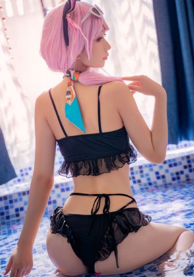 诱h闺蜜进去了