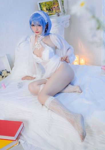 怪诞小镇第一季免费观看
